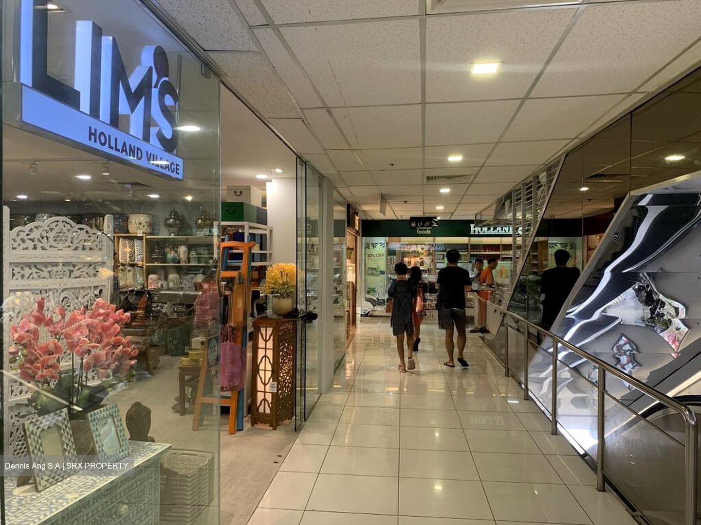 Holland Road Shopping Centre (D10), Retail #566299401